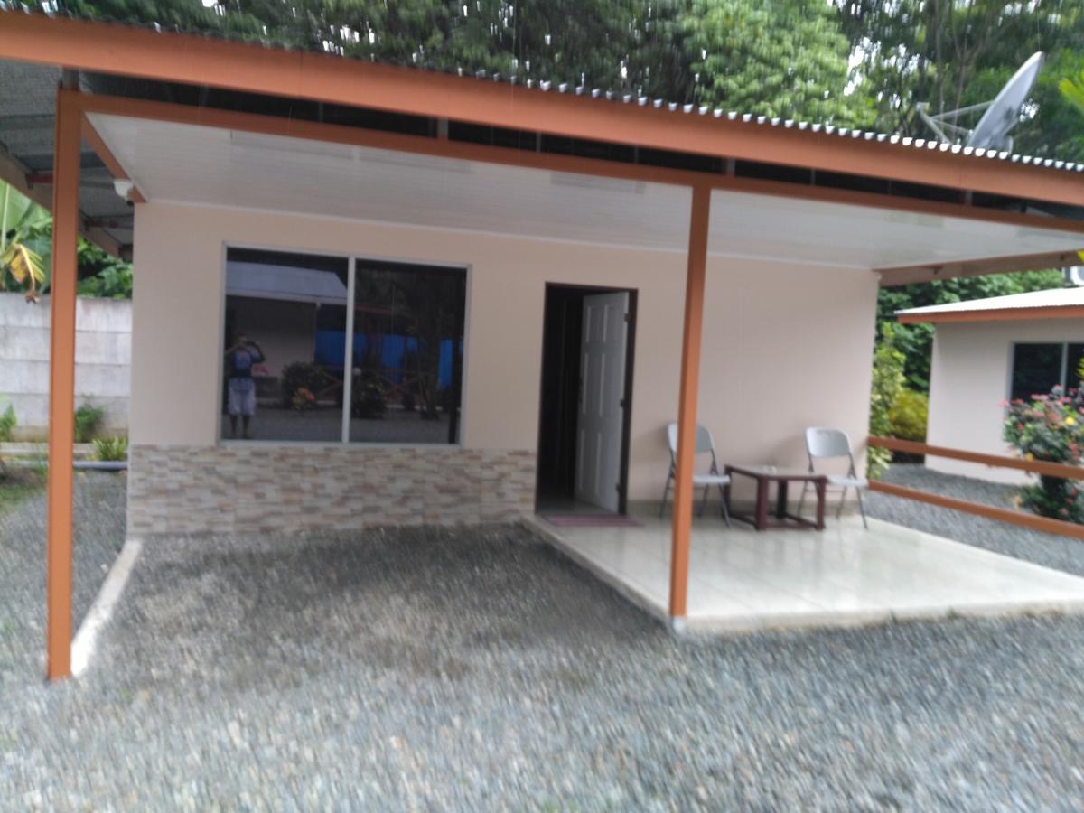 Puerto Vargas lodge Cahuita Exterior foto
